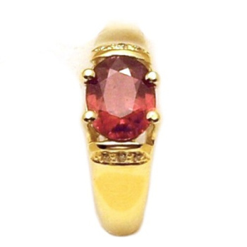 prsten-zlato-rubin-diamanty-1