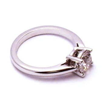 zasnubni-prsten-bile-zlato-diamant-7